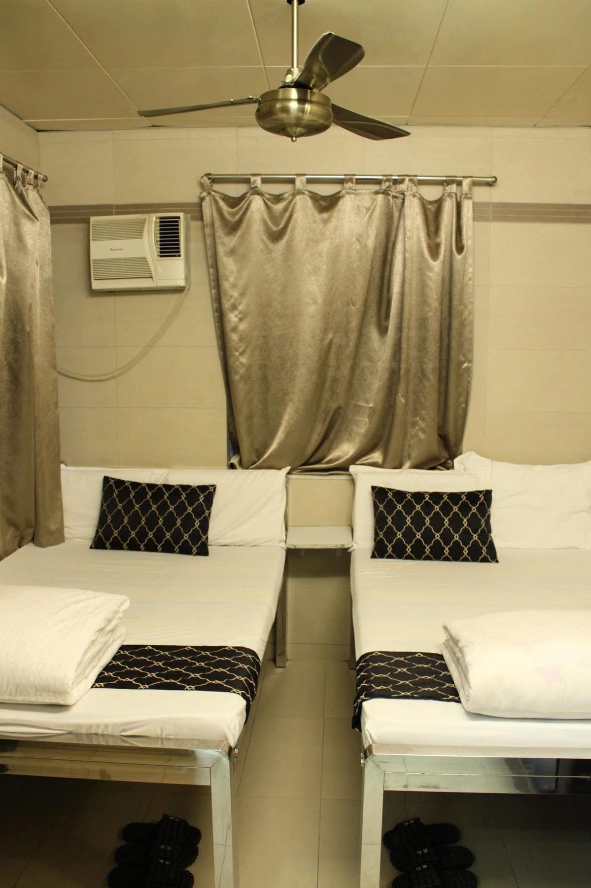 Osaka Hostel Гонконг Экстерьер фото